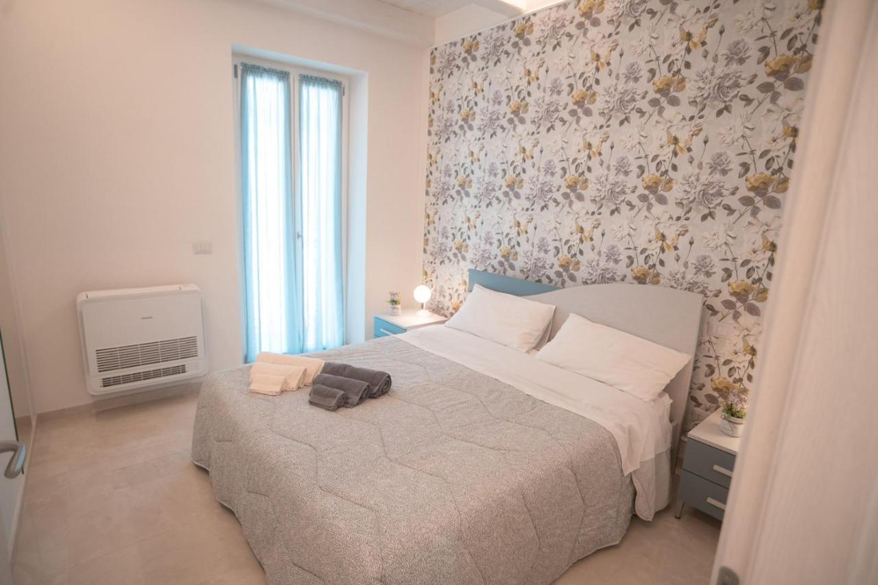 Le Camelie -Appartamenti Nuovi Porto SantʼElpidio Kültér fotó