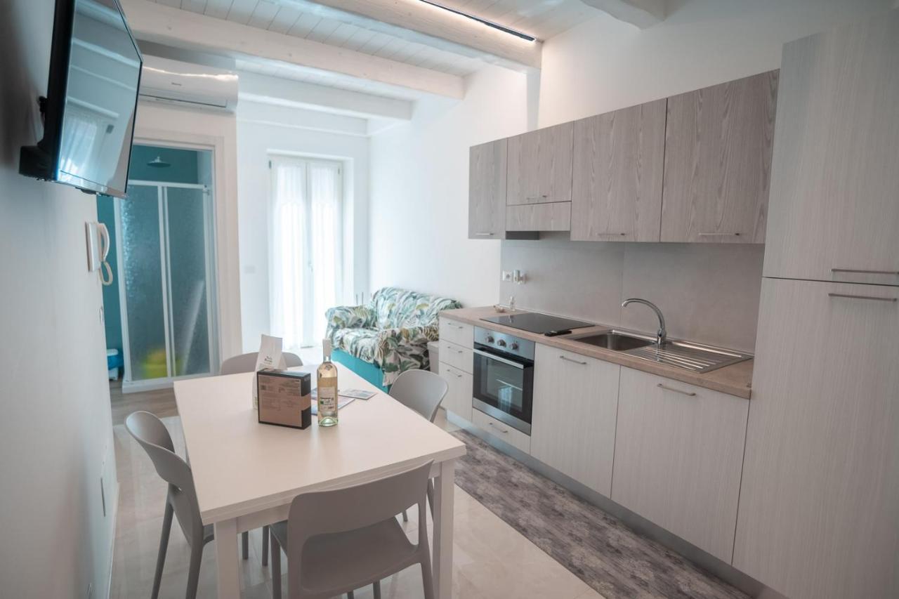 Le Camelie -Appartamenti Nuovi Porto SantʼElpidio Kültér fotó