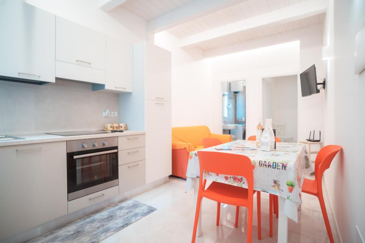Le Camelie -Appartamenti Nuovi Porto SantʼElpidio Kültér fotó